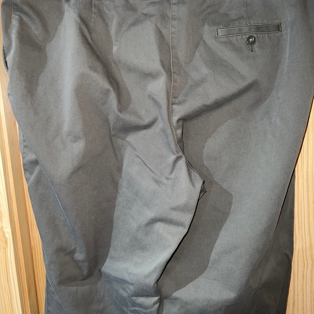 LL BEAN Olive Green Dress Chino Favorite Fit Straight Leg Size 20 Regular - Picture 5 of 11